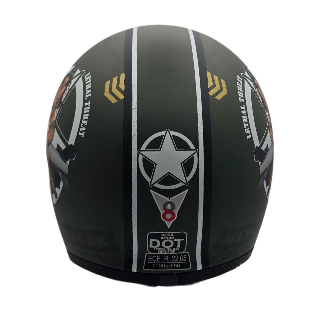 Casco V8 Bombas Fuera